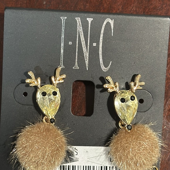NWT international concepts Reindeer Earrings Style - Picture 3 of 5